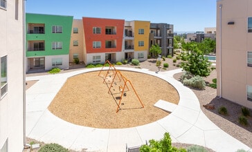 Volcanes Commons in Albuquerque, NM - Building Photo - Building Photo
