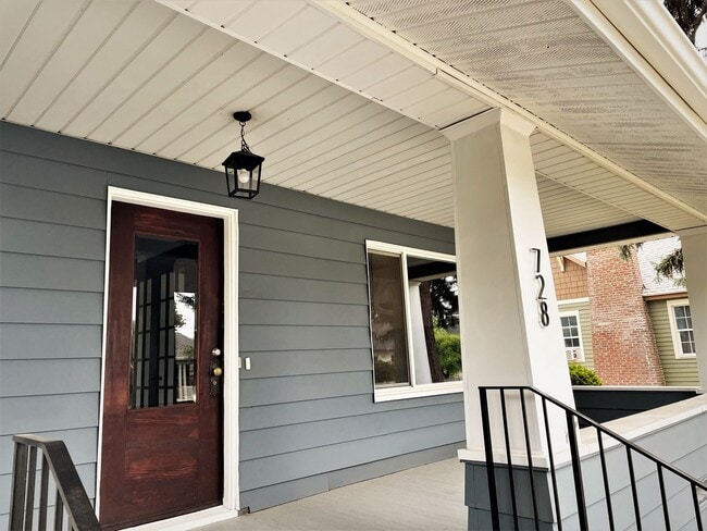 728 W Montgomery Ave in Spokane, WA - Building Photo - Building Photo