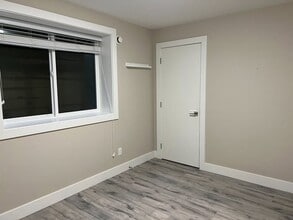 2445 Haversley Ave in Coquitlam, BC - Building Photo - Building Photo