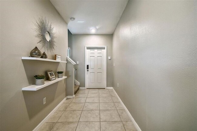 9440 Lemon Drop Lp in Sun City Center, FL - Building Photo - Building Photo