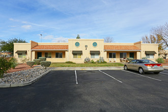 Sun River Apartments in Mesquite, NV - Building Photo - Building Photo