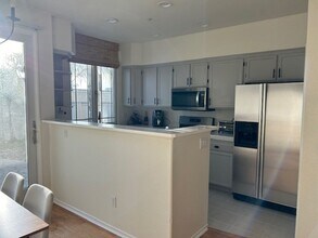 370 Carmel Creeper Pl in Encinitas, CA - Building Photo - Building Photo