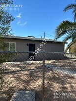 302 E District St in Tucson, AZ - Building Photo