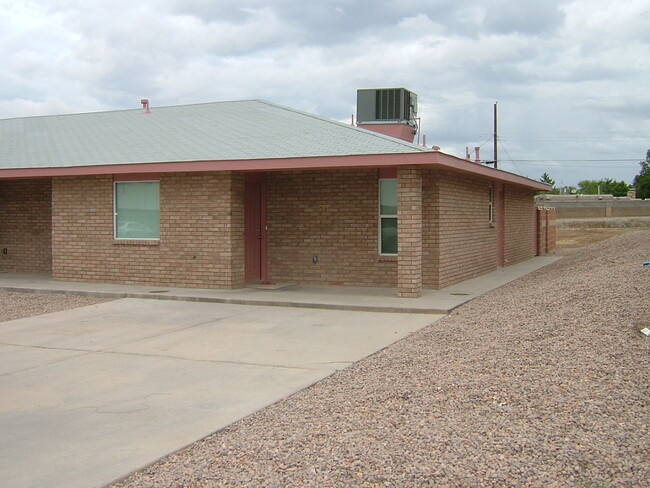 property at 1503 Aspen Dr