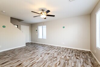 10945 E Clovis Ave in Mesa, AZ - Building Photo - Building Photo