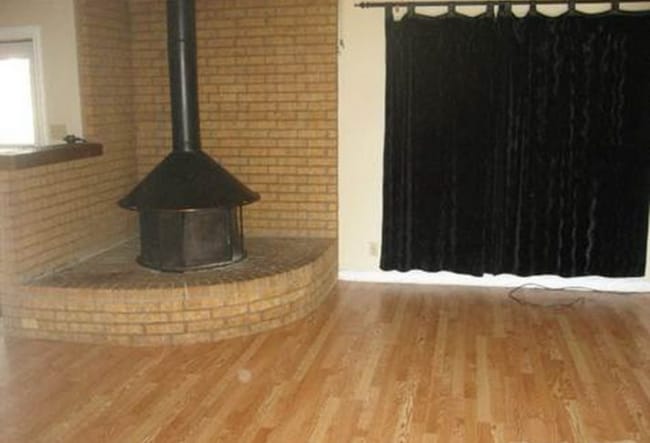 4014 Mountain Vista Dr in Granbury, TX - Building Photo - Building Photo