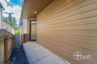 5921 NE 48th St in Vancouver, WA - Building Photo - Building Photo