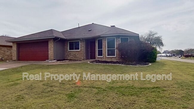 property at 3740 Racquet Ct