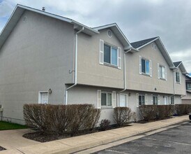 12 Fairway Ln in Logan, UT - Building Photo - Building Photo