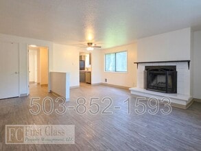 2326 21st Pl in Forest Grove, OR - Building Photo - Building Photo