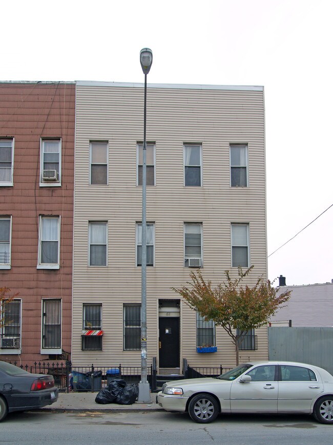 61 Morgan Ave in Brooklyn, NY - Building Photo - Building Photo