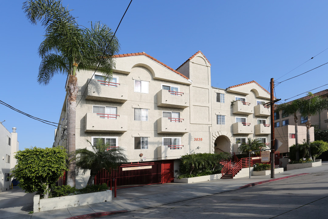 MGM Place Luxury Apartments in Culver City, CA - Foto de edificio