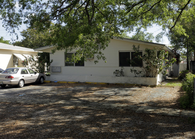 Odenat Apartments in Miami, FL - Building Photo - Building Photo