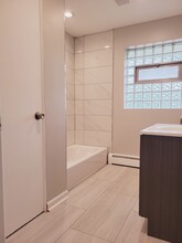 112 W Burlington Ave in Westmont, IL - Building Photo - Building Photo