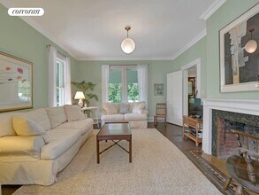 51 Quogue St in Quogue, NY - Building Photo - Building Photo