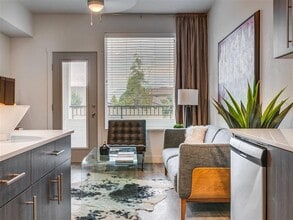 Affinity 56 in West Jordan, UT - Foto de edificio - Building Photo