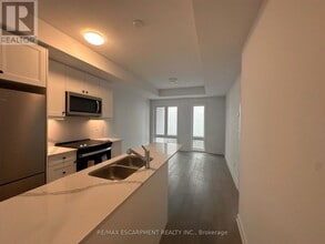 5 Bancroft Ln in Richmond Hill, ON - Building Photo - Building Photo