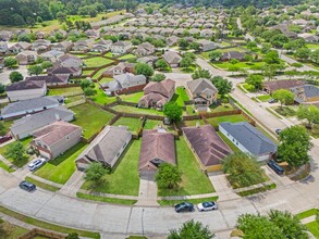 16011 Arapaho Bend Ln in Cypress, TX - Building Photo - Building Photo