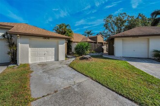 1908 Bayshore Ct in Safety Harbor, FL - Building Photo - Building Photo