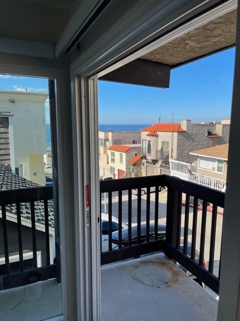 216 40th St, Unit Lower in Manhattan Beach, CA - Building Photo - Building Photo