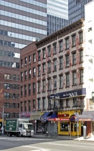 916-918 3rd Ave in New York, NY - Building Photo - Building Photo