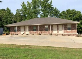 4506 Maddox Rd, Unit 7A in Jacksonville, AR - Building Photo