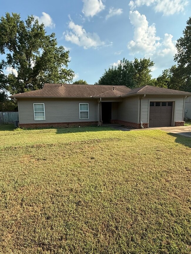 property at 1309 Grand Oak Dr