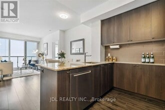 18 Rean Dr in Toronto, ON - Building Photo - Building Photo