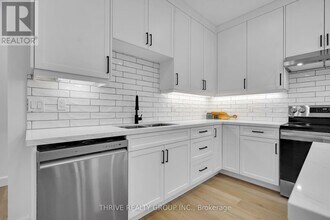 74 Church St in Stratford, ON - Building Photo - Building Photo