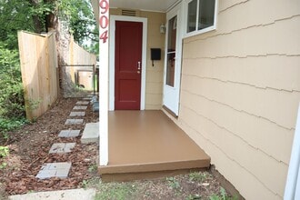 5904 Lemay Rd in Rockville, MD - Building Photo - Building Photo