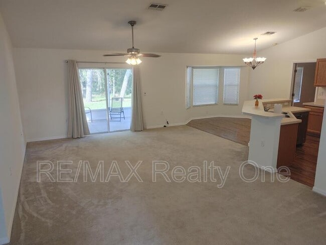 3052 W Iva Dr in Citrus Springs, FL - Building Photo - Building Photo
