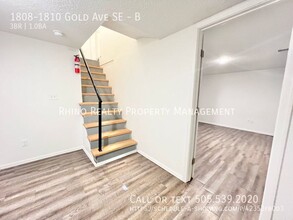 1808 Gold Ave SE, Unit B in Albuquerque, NM - Foto de edificio - Building Photo
