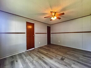 225 Community Dr in Batesville, AR - Building Photo - Building Photo