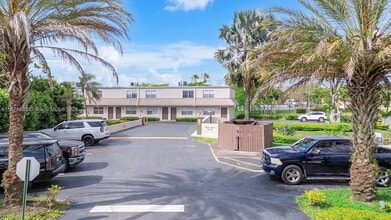 4100 NW 16th Ave in Oakland Park, FL - Building Photo - Building Photo