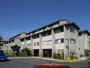 Kahului Town Terrace in Kahului, HI - Foto de edificio - Building Photo