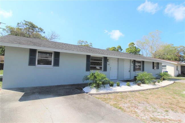 property at 562 Briarwood Rd