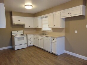 4807 44th St in Lubbock, TX - Building Photo - Building Photo