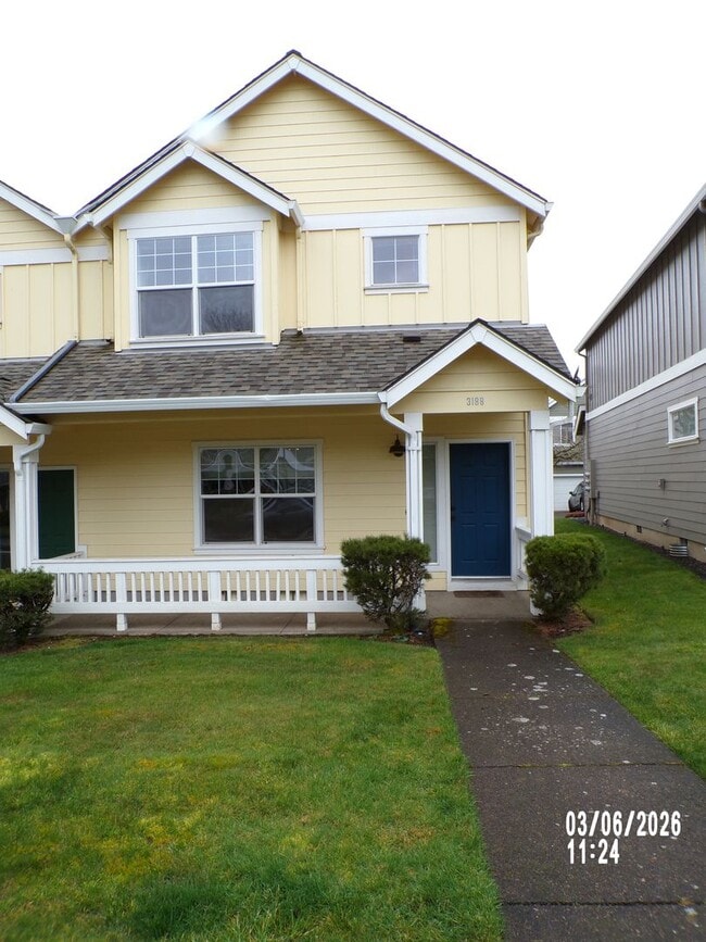 3188 NW Shooting Star Dr