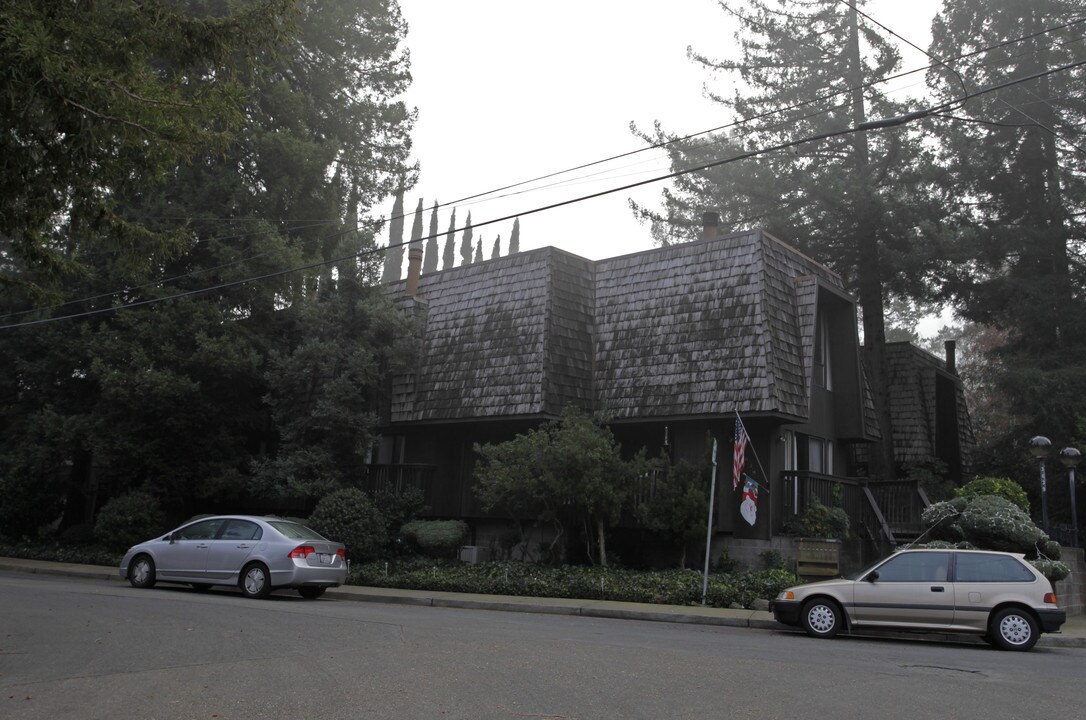 3639 Walnut St in Lafayette, CA - Foto de edificio