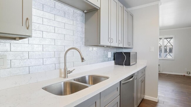 property at 3426 N Miller Rd