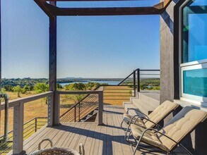 46 Bonita Vista Dr in Justiceberg, TX - Building Photo - Building Photo