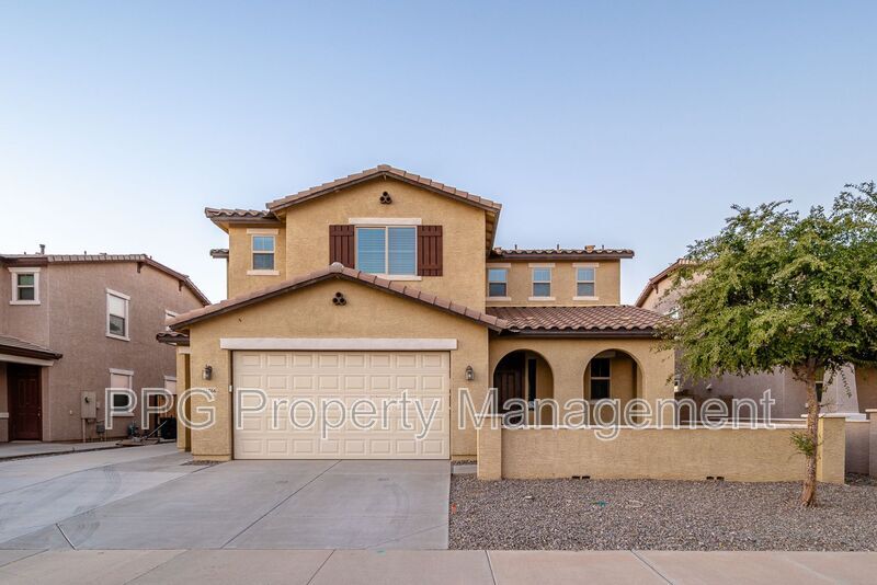15766 W McKinley St in Goodyear, AZ - Building Photo
