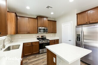 6753 Crystal Run Ln in Las Vegas, NV - Foto de edificio - Building Photo