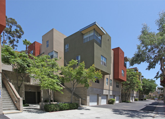 Mission Terrace in San Diego, CA - Foto de edificio - Building Photo