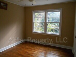 2 Meadors Ave in Greenville, SC - Building Photo - Building Photo