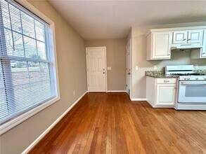 7080 Shady Oak Ln in Cumming, GA - Building Photo - Building Photo