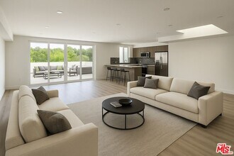 4806 Sylmar Ave in Los Angeles, CA - Building Photo - Building Photo