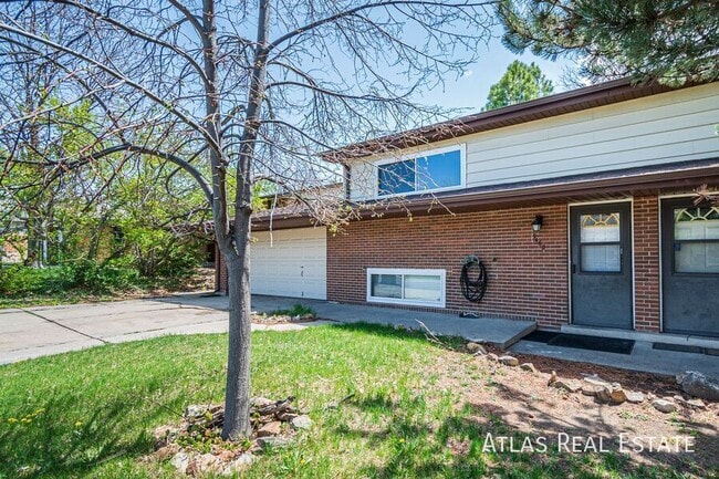 9462 W 65th Ave in Arvada, CO - Foto de edificio - Building Photo