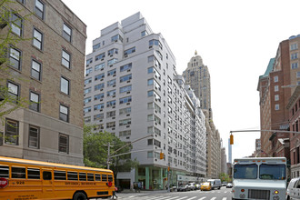 Charles House in New York, NY - Building Photo - Building Photo