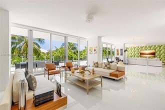 1 Collins Ave in Miami Beach, FL - Building Photo - Building Photo
